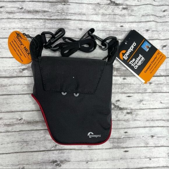 Lowepro Brand New Black Compact Courier 70 Shoulder Camera Bag Photography - Picture 2 of 9
